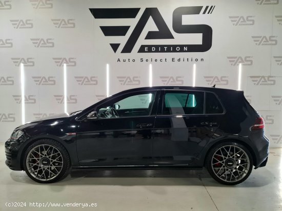 Volkswagen Golf GTI 2.0 TSI 220CV BMT - MANUAL - Palafrugell