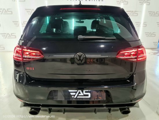 Volkswagen Golf GTI 2.0 TSI 220CV BMT - MANUAL - Palafrugell