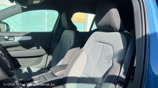 Volvo XC40 todoterreno 2.0 B3 CORE AUTO 5P - Hernani