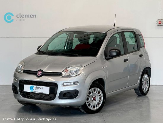  Fiat Panda 1.2 Lounge 51kW 69CV 5p. - Vélez 