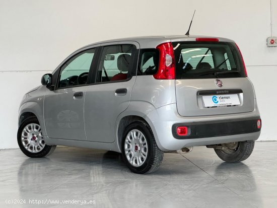 Fiat Panda 1.2 Lounge 51kW 69CV 5p. - Vélez