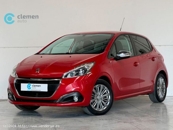  Peugeot 208 STYLE 1.2L PureTech 82 5p. - Vélez 