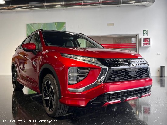 Mitsubishi Eclipse Cross 2.4 PHEV Kaiteki+ Auto 4WD 4 X4 ETIQUETA 0 - Ourense