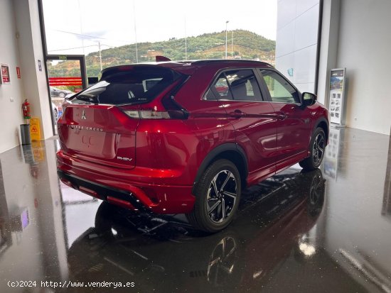 Mitsubishi Eclipse Cross 2.4 PHEV Kaiteki+ Auto 4WD 4 X4 ETIQUETA 0 - Ourense