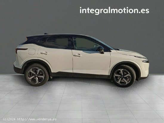 Nissan Qashqai DIG-T 116kW Xtronic N-Connecta - 