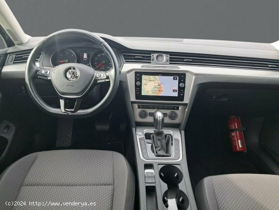 Volkswagen Passat Variant 1.6 TDI Trendline DSG-7 - 