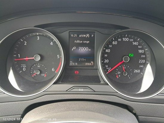 Volkswagen Passat Variant 1.6 TDI Trendline DSG-7 - 