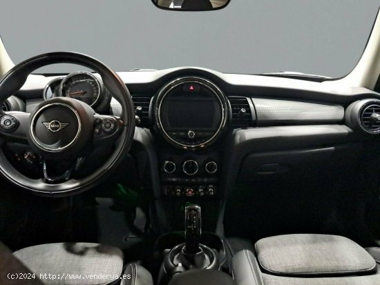 MINI Cooper 1.5 - 