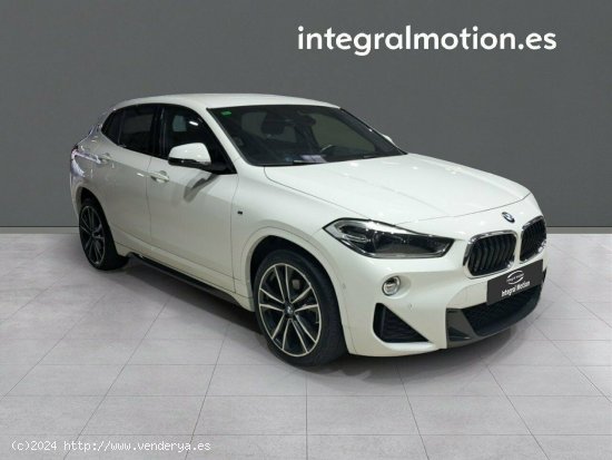 BMW X2 sDrive18i - 