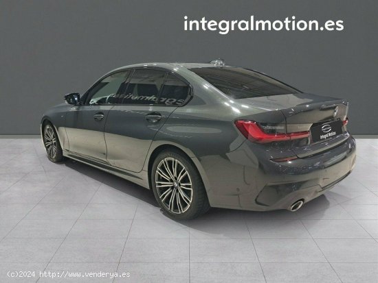 BMW Serie 3 320d - 