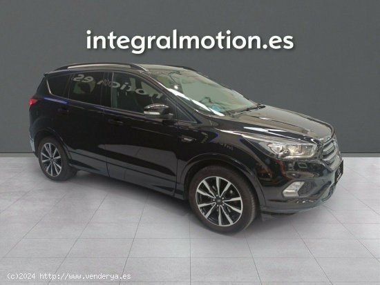 Ford Kuga 1.5 EcoBoost 110kW 4x2 ST-Line - 