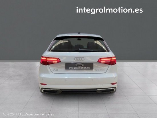 Audi A3 Sportback S line 40 e-tron 150kW S tron - 