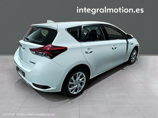 Toyota Auris 1.8 140H Hybrid Active - 