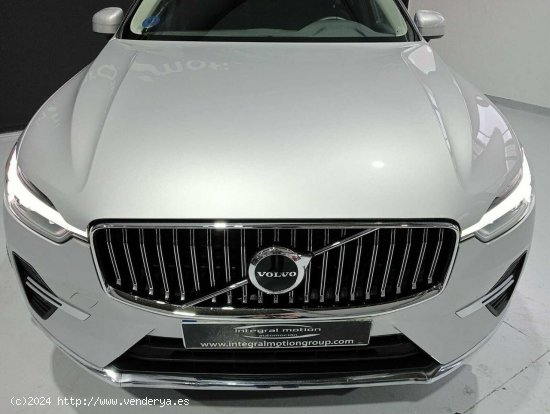 Volvo XC-60 2.0 T6 AWD Recharge Inscription Auto - 