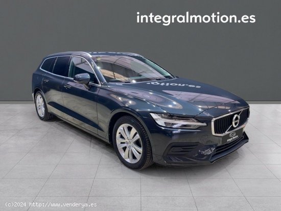 Volvo V60 2.0 D3 Momentum Pro Auto - 