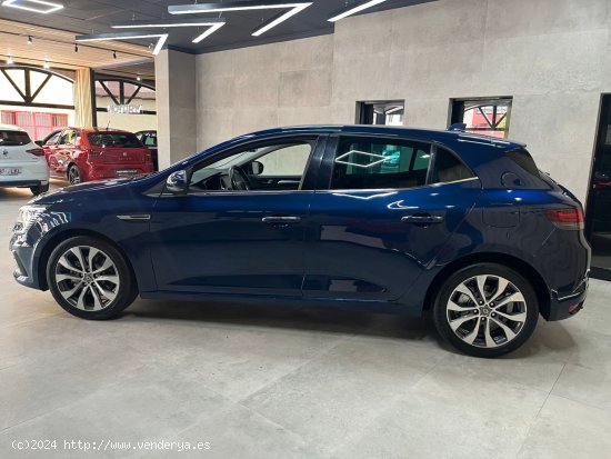 Renault Megane Zen E-TECH Híbrido Ench. 117kW(160CV) - Montaña los Vélez