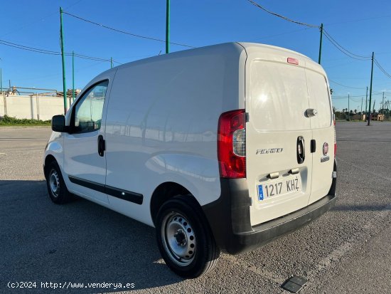 Fiat Fiorino Cargo 1.3 MULTIJET 80 CV Nacional Certificado en km y carrocería - Malaga