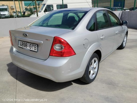 Ford Focus 1.6  TDCI GHIA CERTIFICADO DE KILOMETROS Y CARROCERIA - Malaga