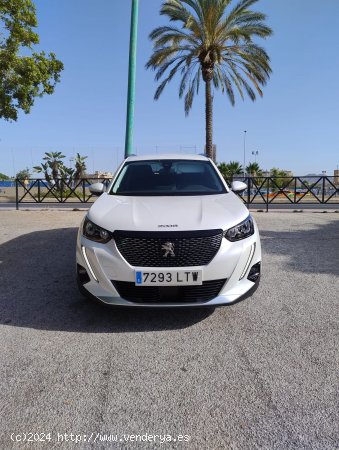 Peugeot 3008 1.5L BlueHDi 96kW 130CV SS Allure CERTIFICADO DE KILOMETROS Y CARROCERIA - Malaga