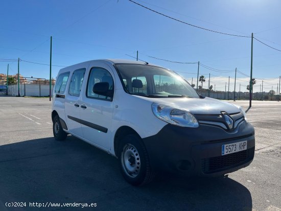  Renault Grand Kangoo Combi 15dci mixta 90cv CERTIFICADO DE KILOMETROS Y CARROCERIA - Malaga 