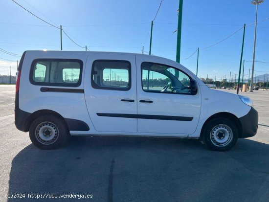 Renault Grand Kangoo Combi 15dci mixta 90cv CERTIFICADO DE KILOMETROS Y CARROCERIA - Malaga