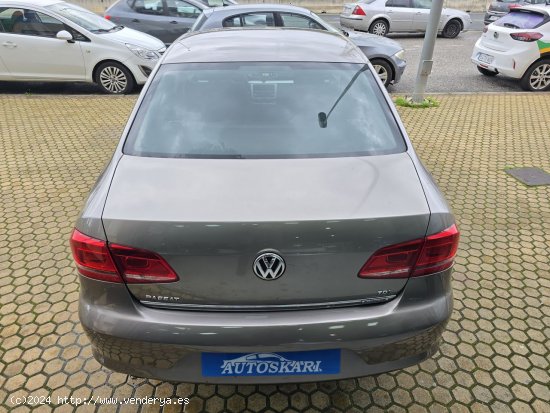 Volkswagen Passat Passat 1.6 TDI 105cv Edition BlueMotion Tech 4p. - ALACALA DE GUDAIRA