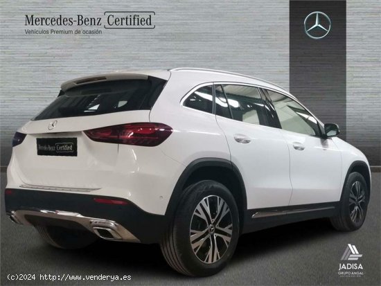 Mercedes GLA 180 - 