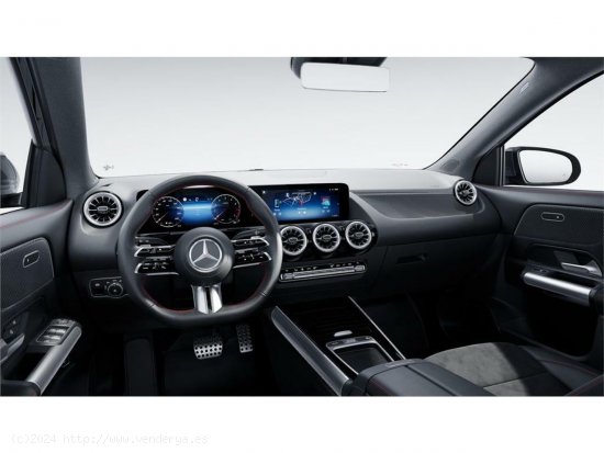 Mercedes GLA 200 - 