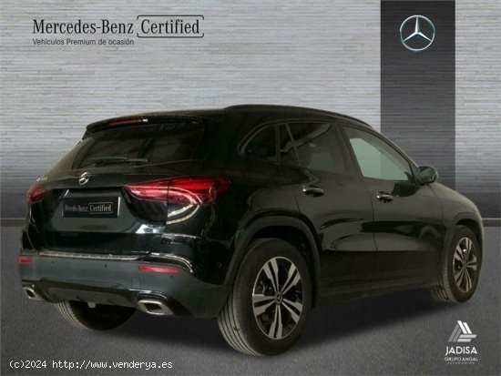 Mercedes GLA 200 - 