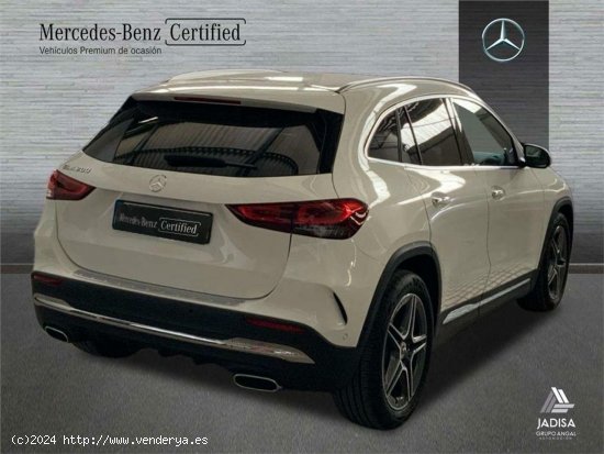 Mercedes GLA 200 - 