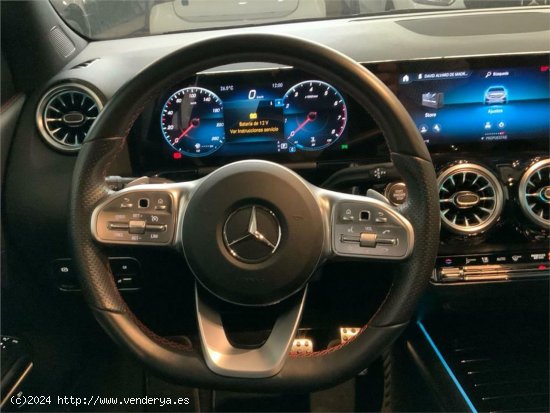 Mercedes GLA 200 - 