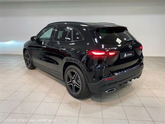 Mercedes GLA 200 D - 