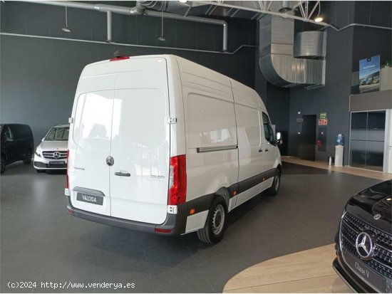 Mercedes Sprinter 311 CDI MEDIO PRO - 