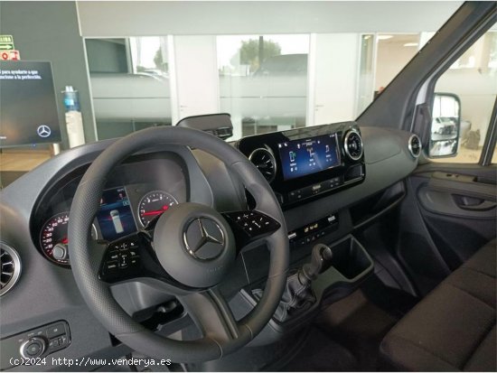 Mercedes Sprinter 311 CDI MEDIO PRO - 