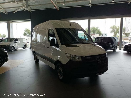 Mercedes Sprinter 311 CDI MEDIO PRO - 