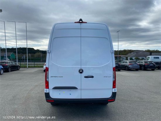 Mercedes Sprinter 315 CDI MEDIO 3.5T - 