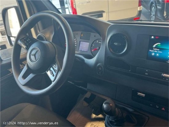 Mercedes Sprinter 315 CDI MEDIO 3.5T T. ALTO - 