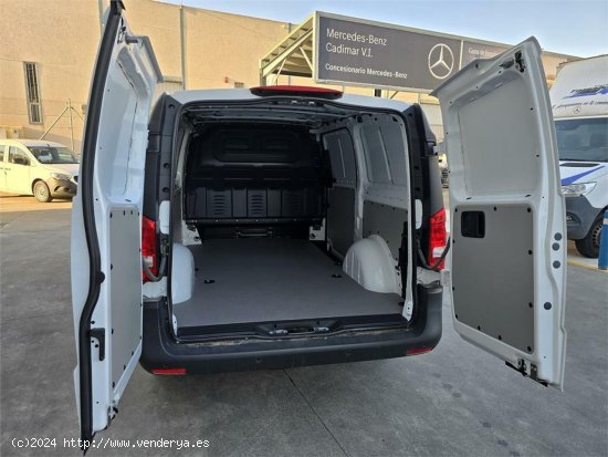 Mercedes Vito e-Vito 112 Furgón Larga - 