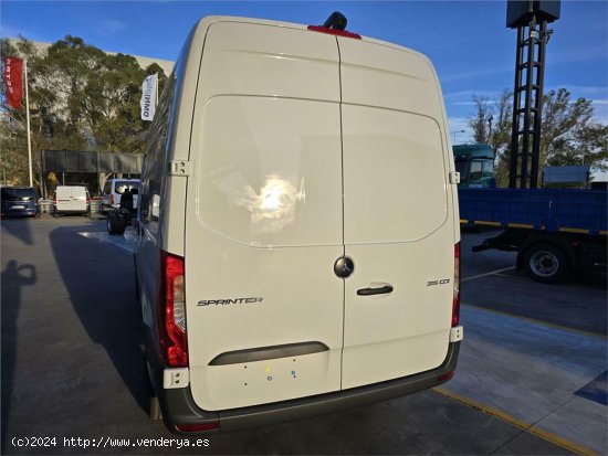 Mercedes Sprinter 315 CDI MEDIO PRO - Jerez de la Frontera