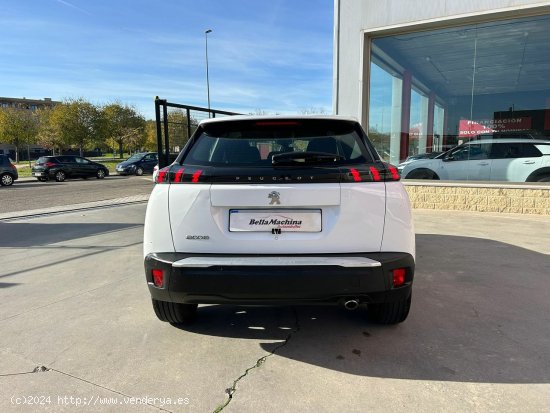 Peugeot 2008 Active BlueHDI 81kW (110CV) - Parla