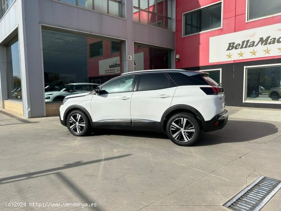 Peugeot 3008 1.5 BlueHDi 96kW (130CV) S&S Allure EAT8 - Parla