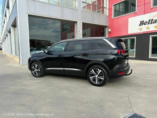 Peugeot 5008 Allure BlueHDi 96kW (130CV) S&S EAT8 - Parla