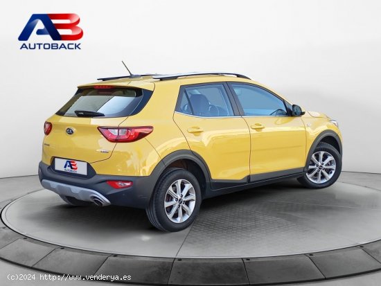 Kia Stonic 1.6 CRDi VGT 85kW (115CV) Concept - Navalcarnero