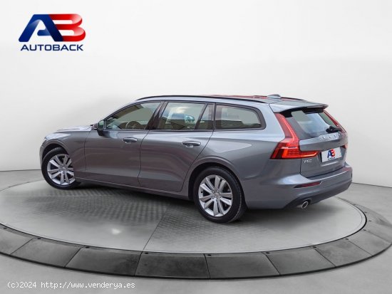 Volvo V60 2.0 D4 Momentum Auto - Navalcarnero