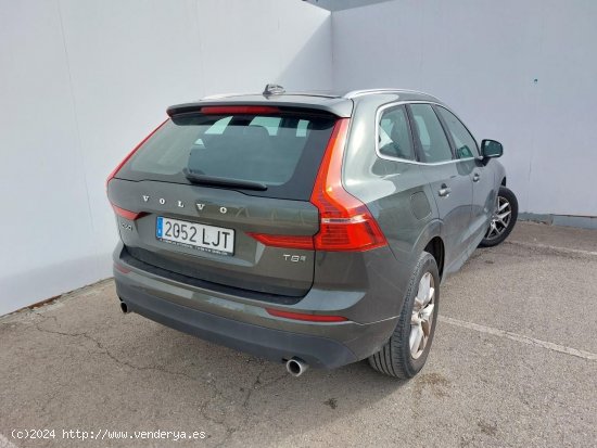 Volvo XC-60 2.0 T8 AWD Business Plus Auto - Navalcarnero