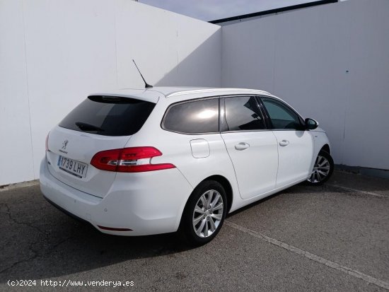 Peugeot 308 SW Style BlueHDi 130 S&S 6 Vel. MAN - Navalcarnero