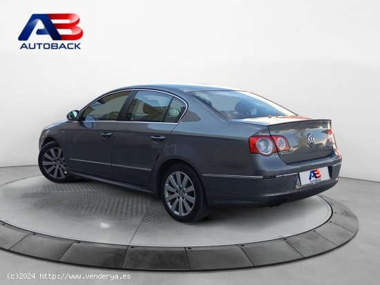 Volkswagen Passat 2.0 TDI 140cv DPF DSG Advance - Navalcarnero