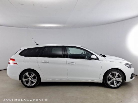 Peugeot 308 SW Active Pack BlueHDi 130 S&S EAT8 - Navalcarnero