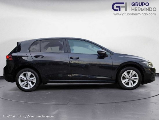 Volkswagen Golf VIII LIFE 2.0 TDI 150 CV DSG - Ponteareas