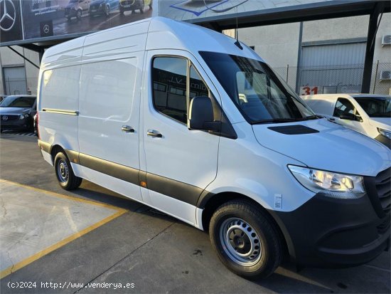 Mercedes Sprinter 311 CDI MEDIO PRO - 